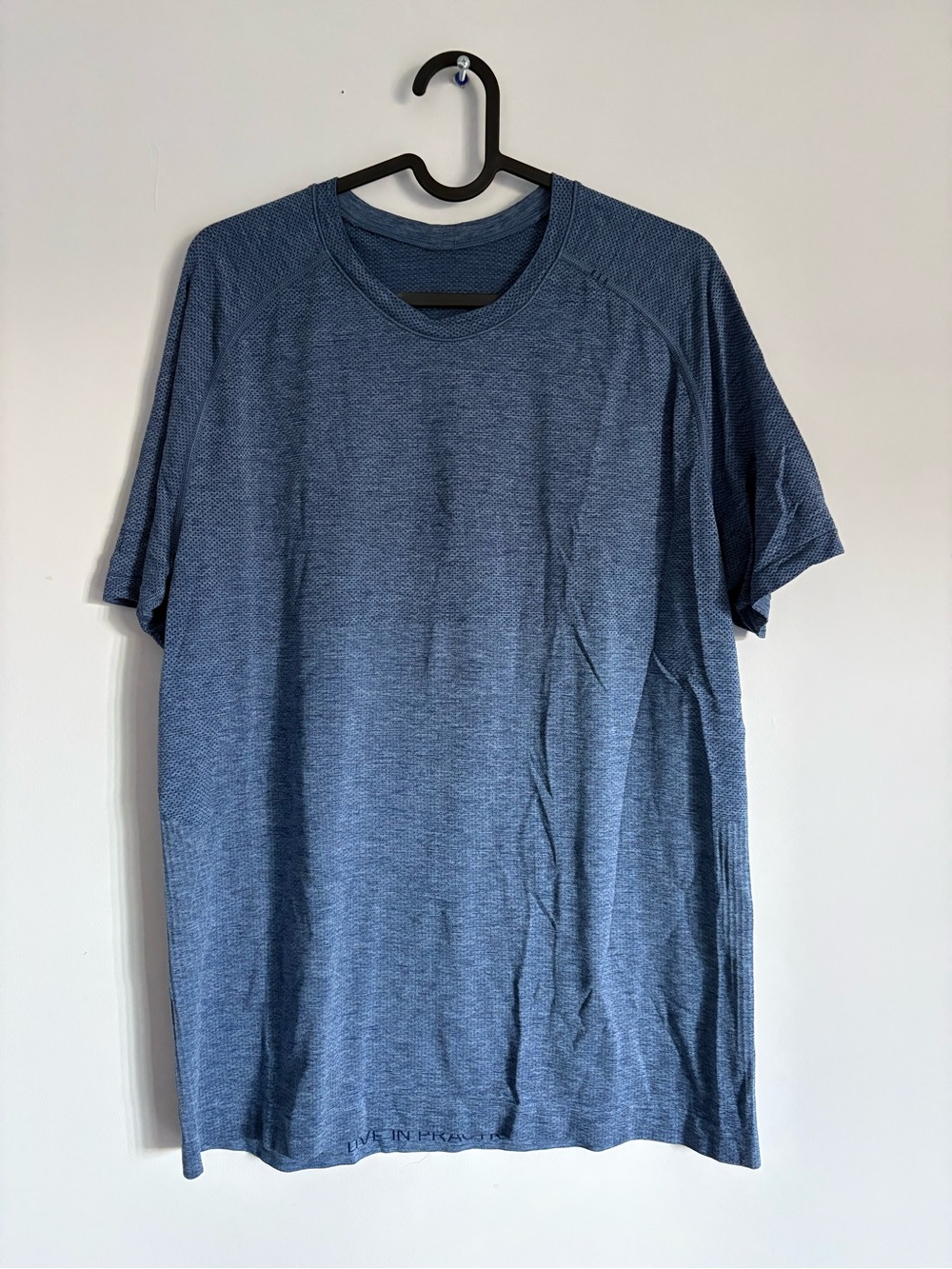 Lululemon Men’s Crew Neck M Medium